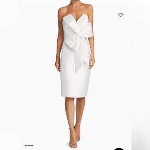 Badgley Mischka-Scupture Bow-Front Strapless Dress *WORN 1x-FRESHLY DRY CLEANED